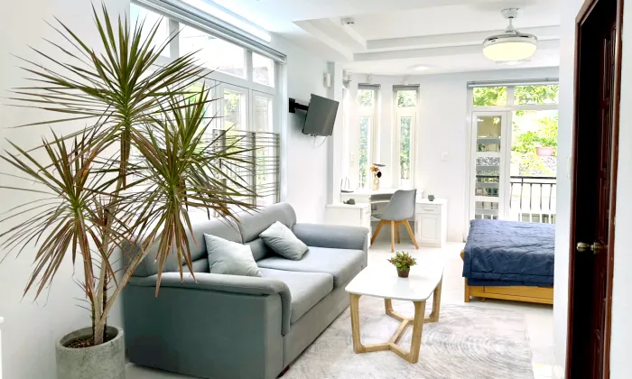 Studio Serviced Apartment For Rent in Center District 1 HCMC 40sqm 550 USD/month