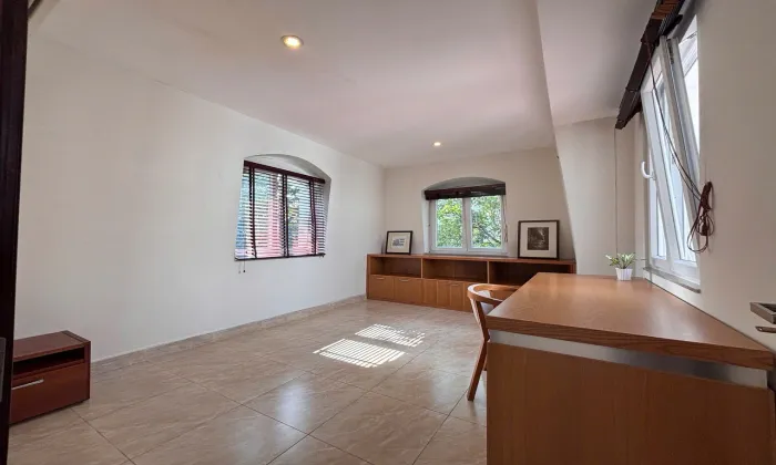 Nice Clean and Secure Villa For Rent in Tran Ngoc Dien Thao Dien Ward HCM 500sqm 3,950 USD/month
