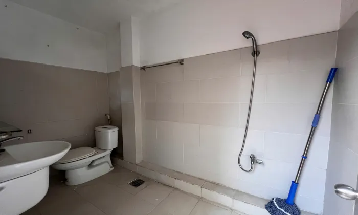 Good House For Rent in 215 Nguyen Van Huong Thao Dien Ward HCMC 350sqm 1,600 USD/month