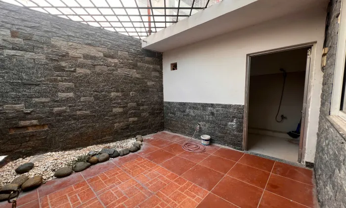Good House For Rent in 215 Nguyen Van Huong Thao Dien Ward HCMC 350sqm 1,600 USD/month