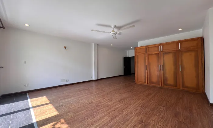 Good House For Rent in 215 Nguyen Van Huong Thao Dien Ward HCMC 350sqm 1,600 USD/month