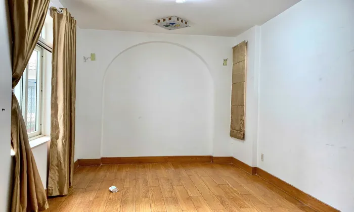 House For Rent in Compound 03 Quoc Huong Street Thao Dien Ward HCMC 400sqm 1,800 USD/month