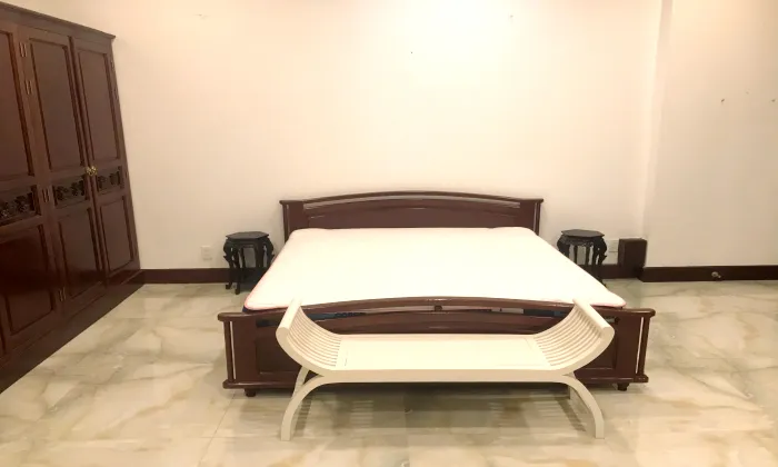 Nice Three Bedroom House For Rent in Tran Ngoc Dien Thao Dien HCMC 400sqm 2,000 USD/month