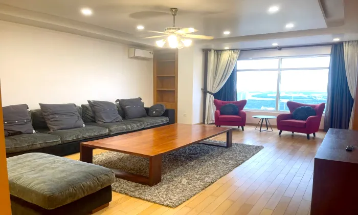 234 Square Meters Penthouse Saigon Pearl Apartment For Rent in Binh Thanh HCM 234sqm 3,200 USD/month