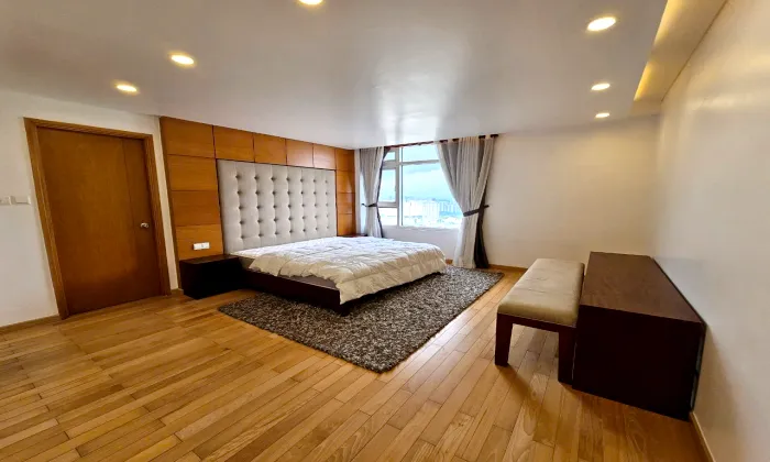 234 Square Meters Penthouse Saigon Pearl Apartment For Rent in Binh Thanh HCM 234sqm 3,200 USD/month