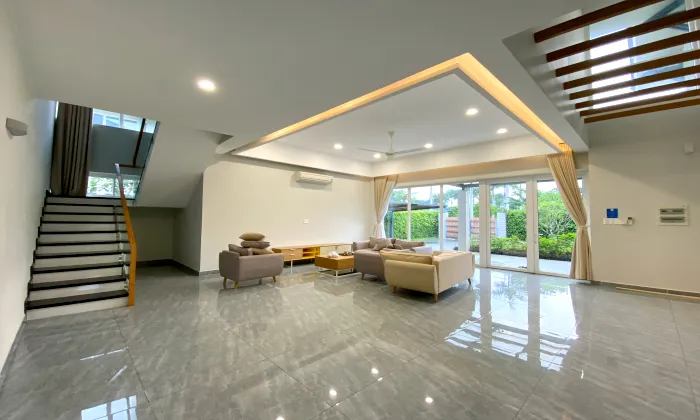 Saigon Villas Hill For Rent in District 9 Ho Chi Minh City 700sqm 3,300 USD/month