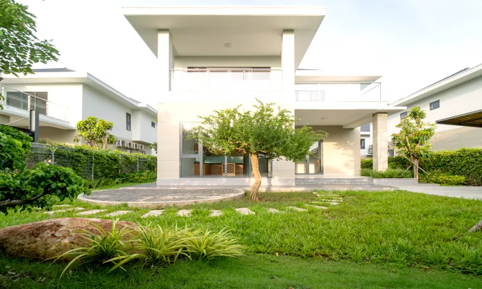 Nice Garden Saigon Villa Hill For Rent in District 9 Ho Chi Minh City 500sqm 2,300 USD/month