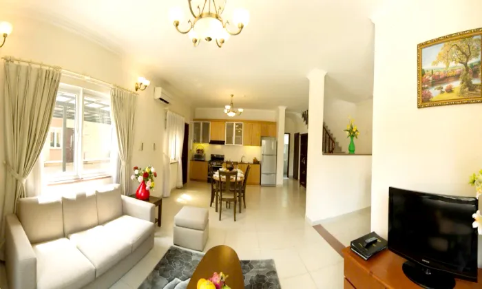 Garden Lakeview Villas Golf Resort For Rent in District 9 HCMC 260sqm 1,300 USD/month