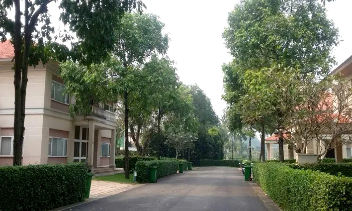 Garden Lakeview Villas Golf Resort For Rent in District 9 HCMC 260sqm 1,300 USD/month