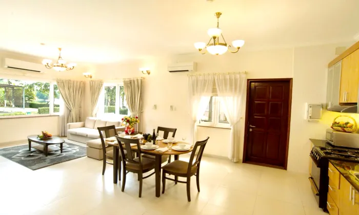 Garden Lakeview Villas Golf Resort For Rent in District 9 HCMC 260sqm 1,300 USD/month