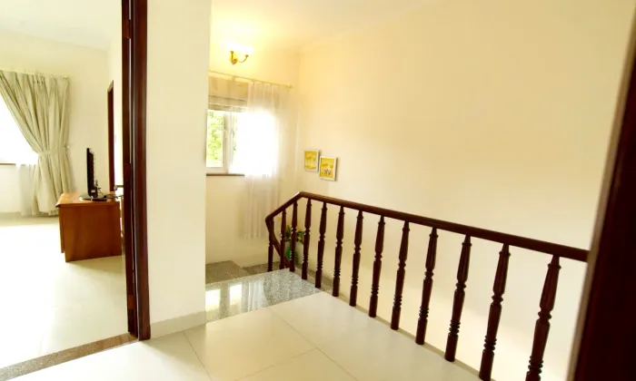 Garden Lakeview Villas Golf Resort For Rent in District 9 HCMC 260sqm 1,300 USD/month