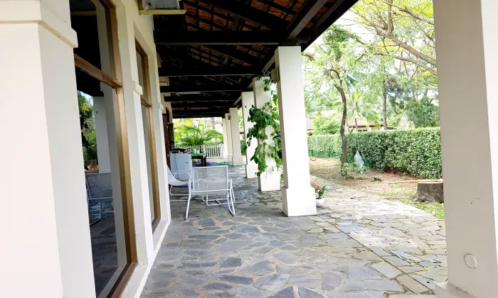 Big Garden Lakeview Villas For Rent in District 9 Ho Chi Minh City 644sqm 2,200 USD/month