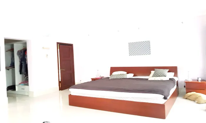 Big Garden Lakeview Villas For Rent in District 9 Ho Chi Minh City 644sqm 2,200 USD/month