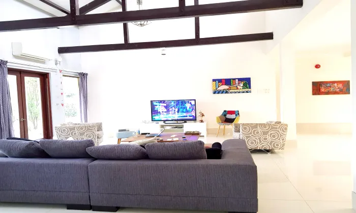 Big Garden Lakeview Villas For Rent in District 9 Ho Chi Minh City 644sqm 2,200 USD/month