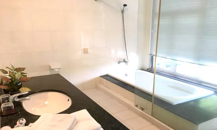 03 Bedroom Villa View To The Lake For Rent in District 9 Ho Chi Minh City 397sqm 2,200 USD/month