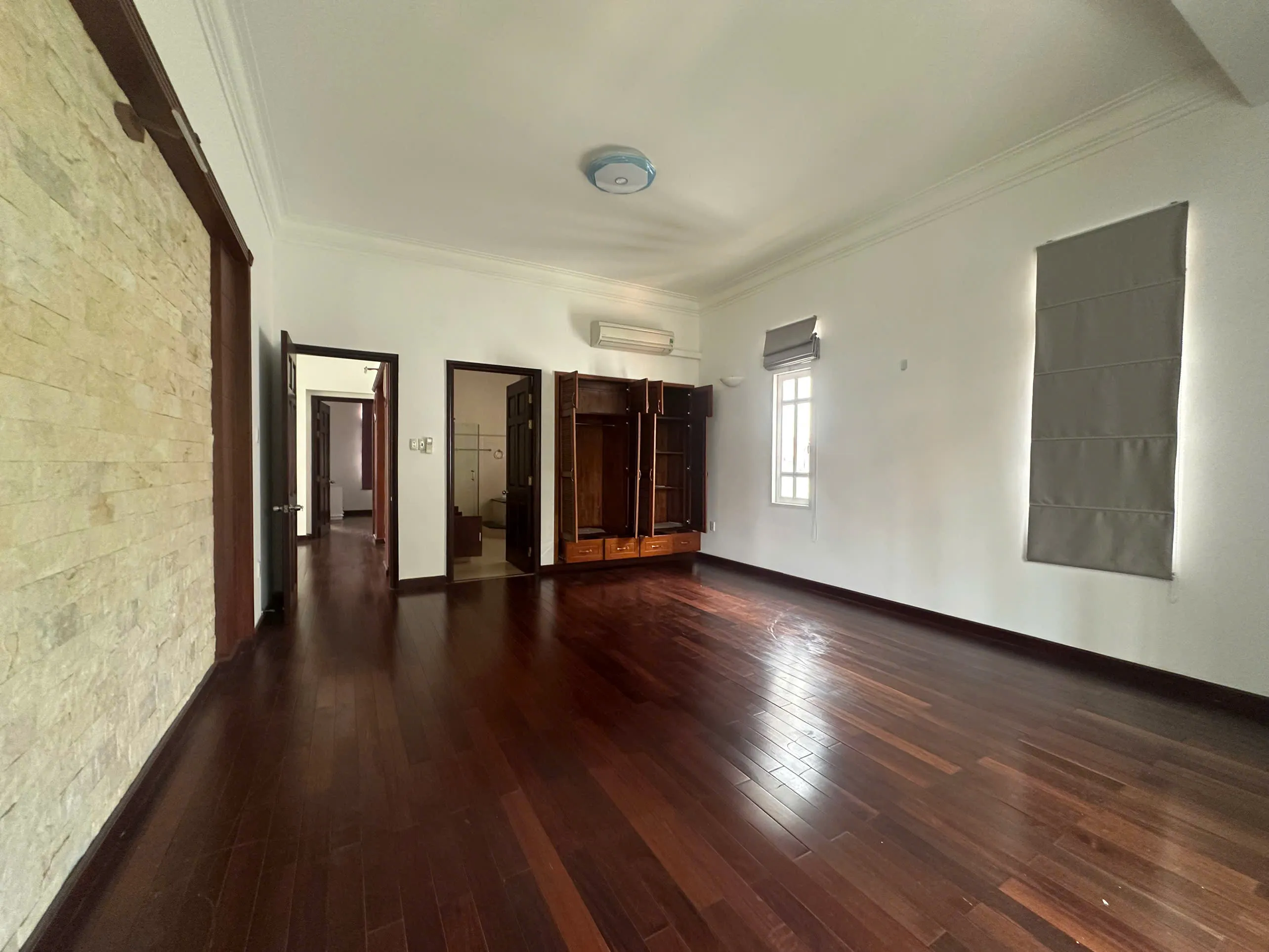 So Good Conditions Villa For Rent in Compound Thao Dien 1 HCMC 700sqm 5,500 USD/month