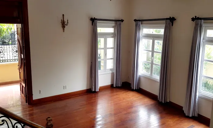 Big Pool Villa For Rent in Eden Compound Nguyen Van Huong Thao Dien HCM 650sqm 6,000 USD/month