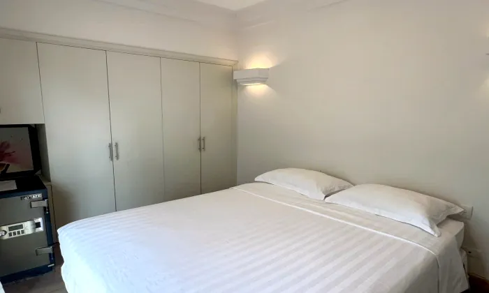 So Big Balcony 02 Bedroom Serviced Apartment in District 3 For Rent HCM 140sqm 1,400 USD/month