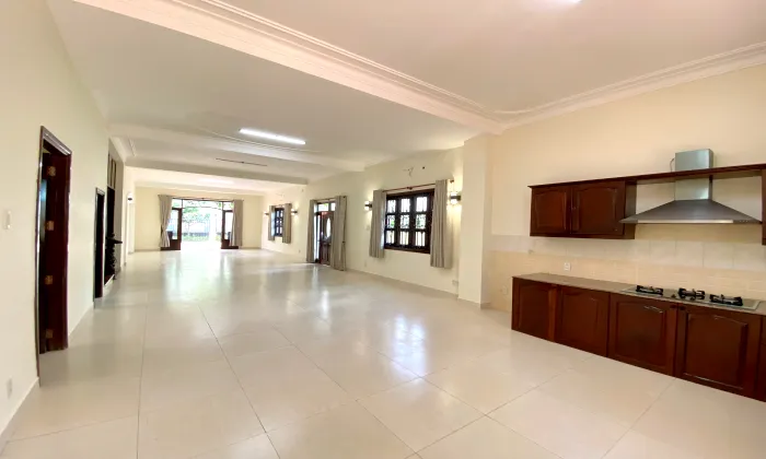 Nice Renovated Villa For Rent in 188 Nguyen Van Huong Street Thao Dien HCM 500sqm 2,800 USD/month