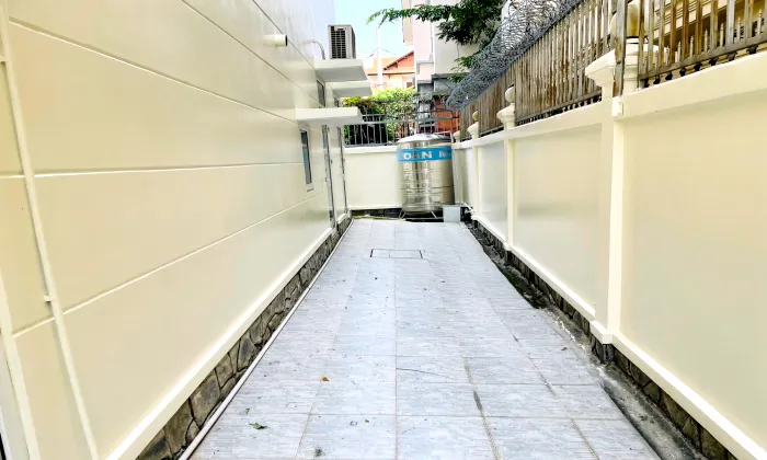 Nice Pool Garden Villa For Rent in 216 Nguyen Van Huong Thao Dien HCM 700sqm 4,000 USD/month