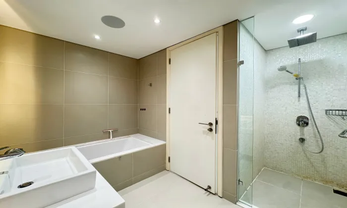 Nice Furniture and Good Rent Gateway Thao Dien Thu Duc City HCMC 90sqm 1,400 USD/month