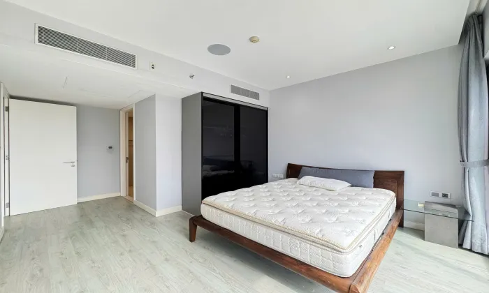 Nice Furniture and Good Rent Gateway Thao Dien Thu Duc City HCMC 90sqm 1,400 USD/month