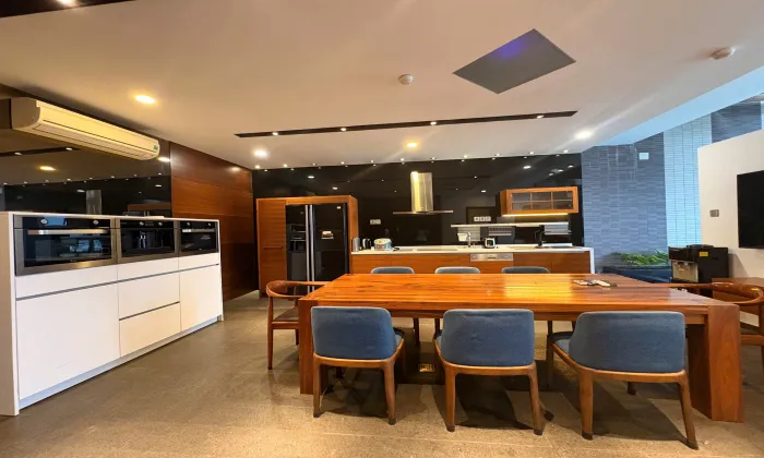 Amazing Designed Penthouse P&H Serviced Apartment For Rent in HCMC 150sqm 1,000 USD/month