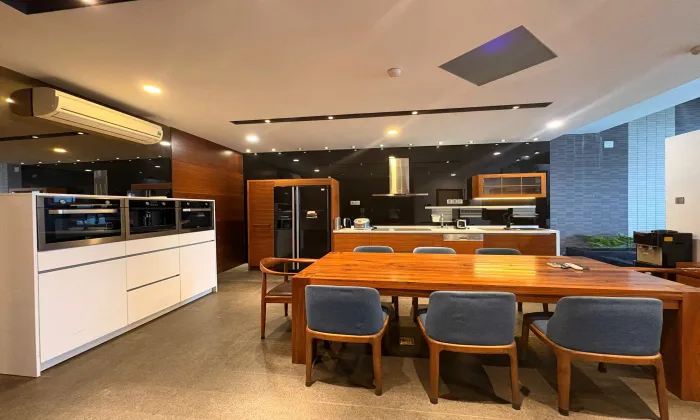 Amazing Designed Penthouse P&H Serviced Apartment For Rent in HCMC 150sqm 1,000 USD/month