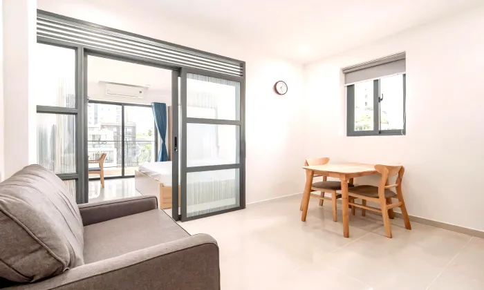 Nice Balcony Studio Apartment For Rent in Thao Dien HCMC 40sqm 460 USD/month