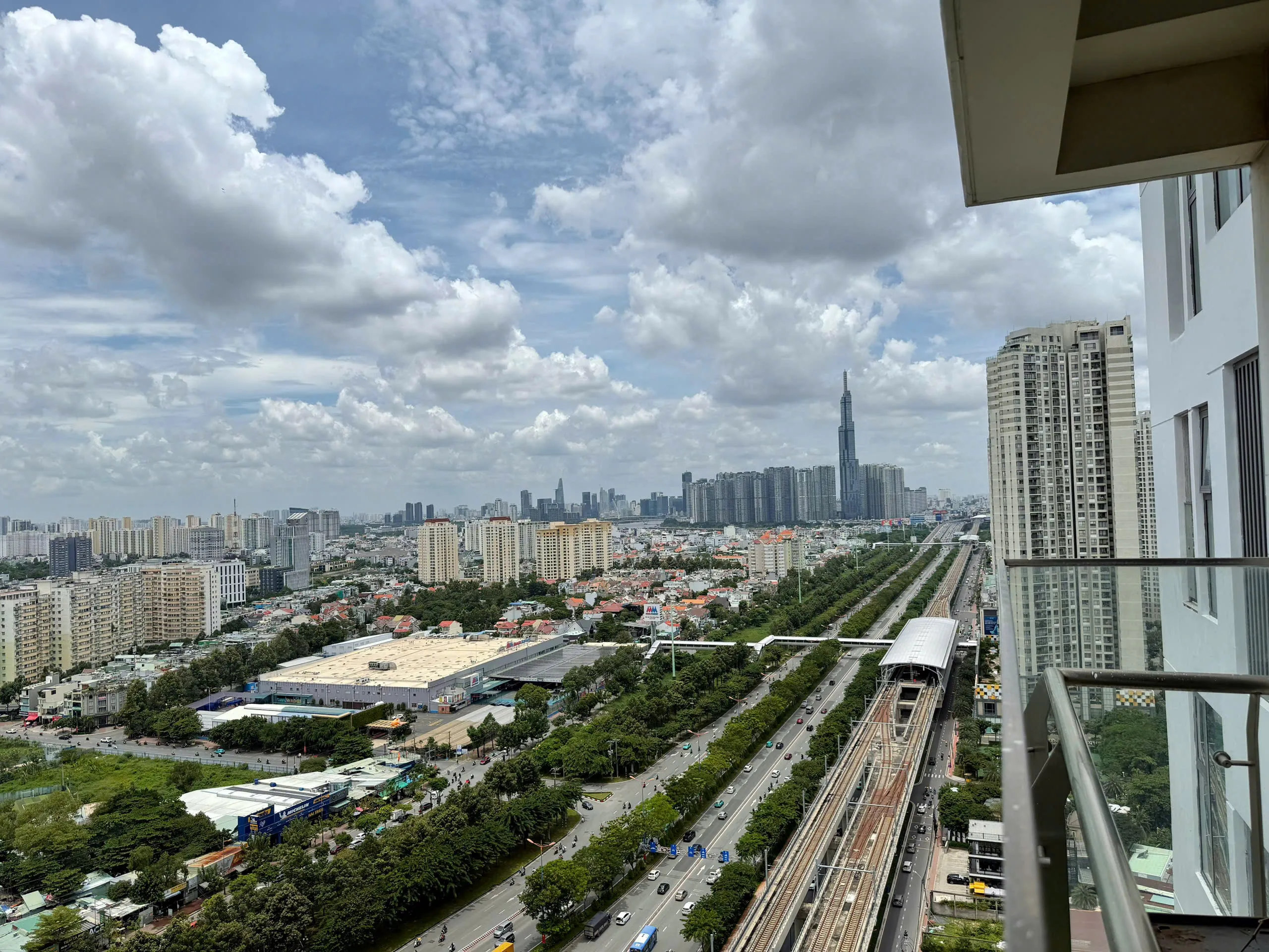 City View 02 Bedrooms Gateway Thao Dien For Rent in HCMC 90sqm 1,550 USD/month