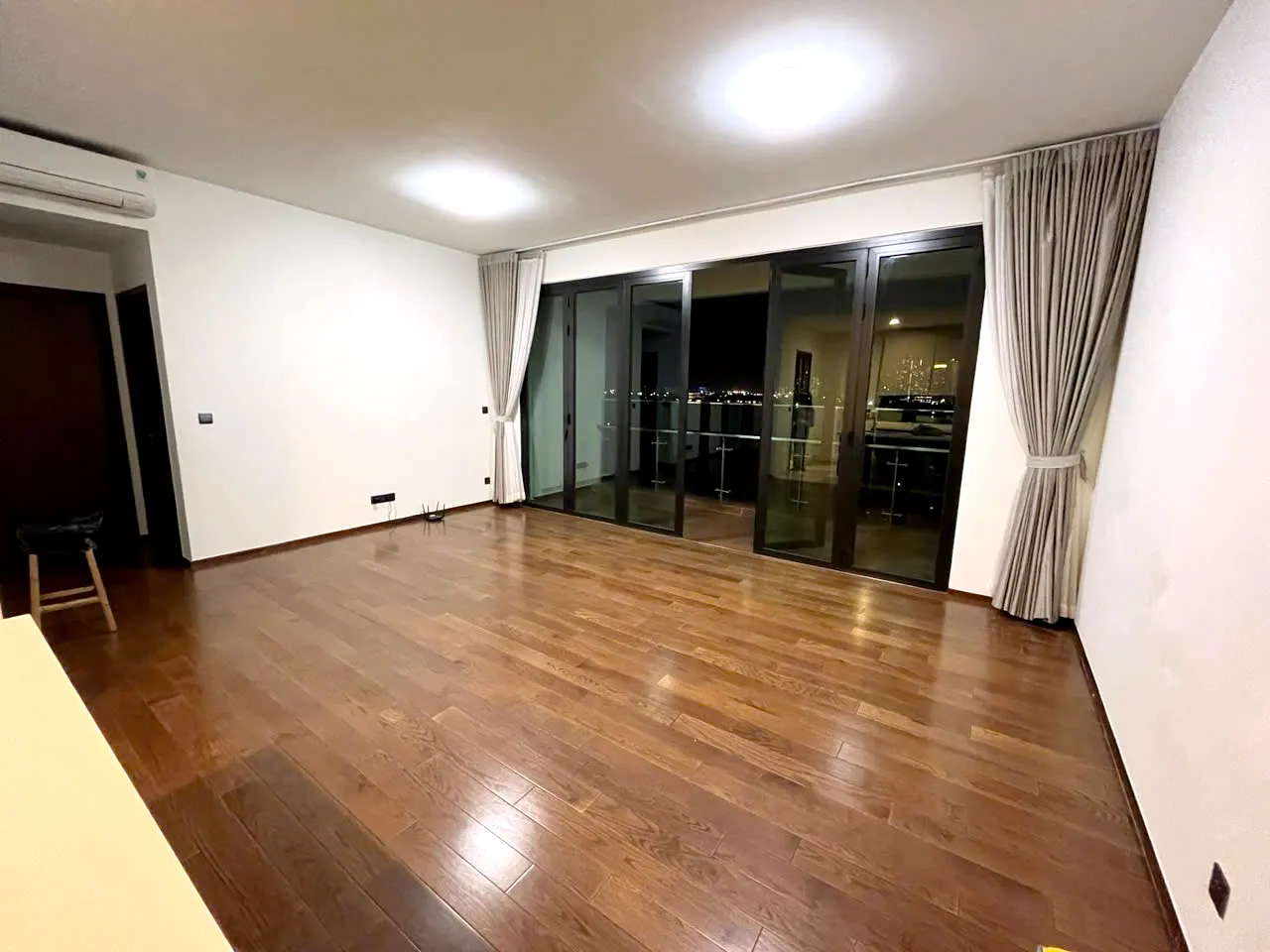 Unfurnished D Edge Apartment For Rent in Thao Dien HCMC 145sqm 3,000 USD/month