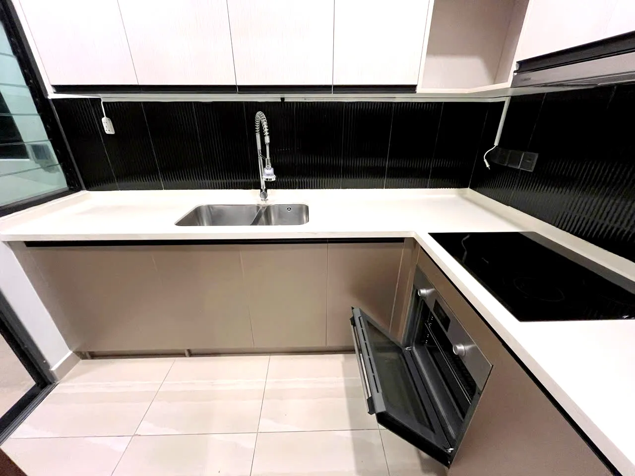 Unfurnished D Edge Apartment For Rent in Thao Dien HCMC 145sqm 3,000 USD/month
