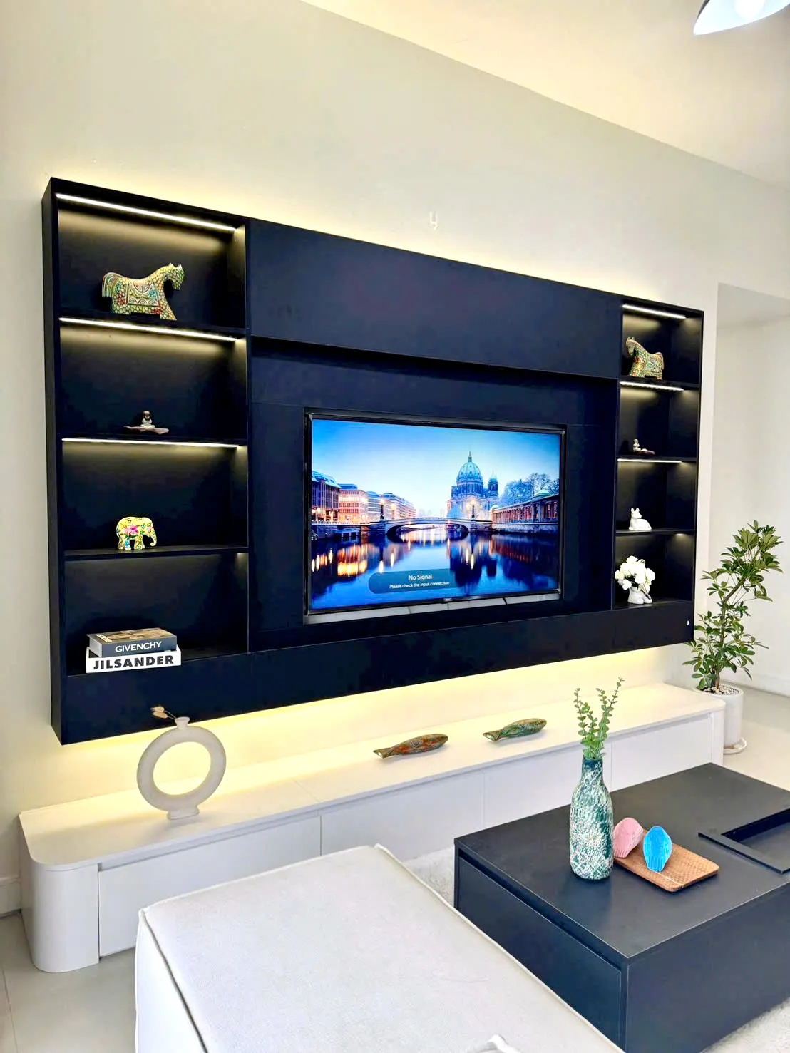 Four Bedroom New Renovation Apartment for rent in Gateway Thao Dien HCM 143sqm 3,500 USD/month