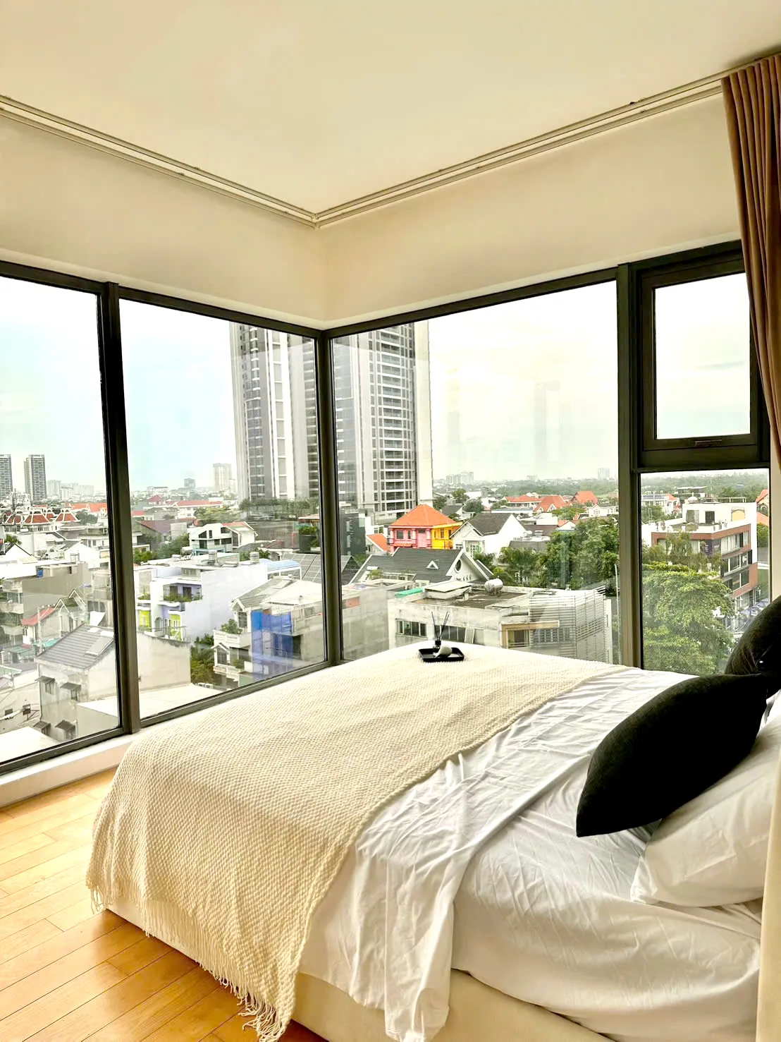 Four Bedroom New Renovation Apartment for rent in Gateway Thao Dien HCM 143sqm 3,500 USD/month