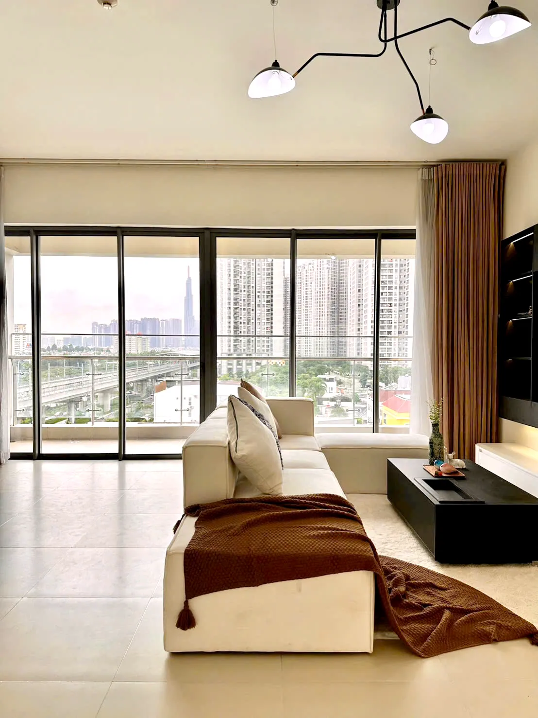 Four Bedroom New Renovation Apartment for rent in Gateway Thao Dien HCM 143sqm 3,500 USD/month