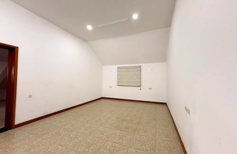 New Renovation 5 Bedroom Villa For Rent in Tran Nao Thu Thiem HCMC 500sqm 3,500 USD/month