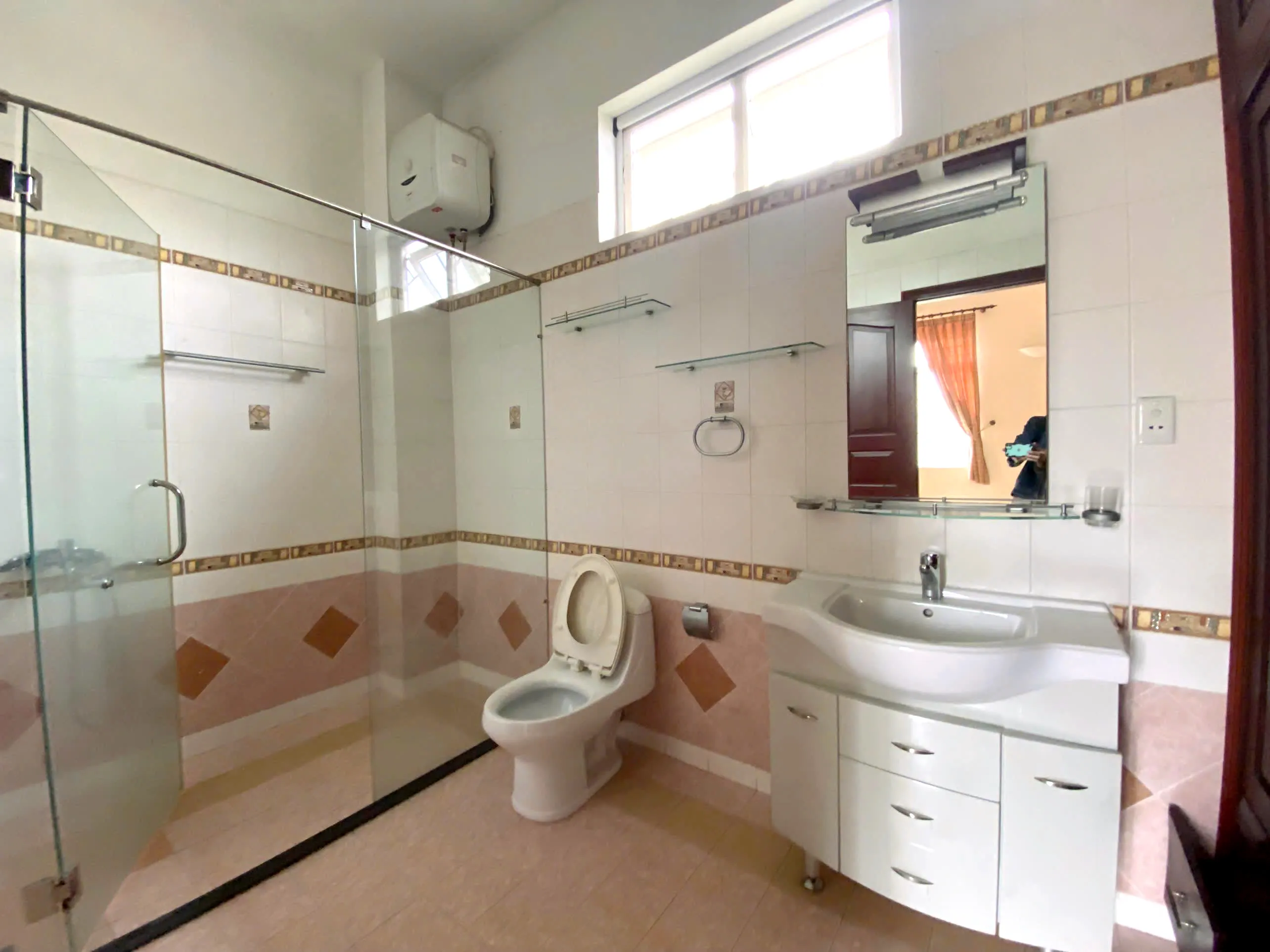 Fancy Garden Villa For Rent in 216 Nguyen Van Huong Thao Dien HCMC 450sqm 3,200 USD/month