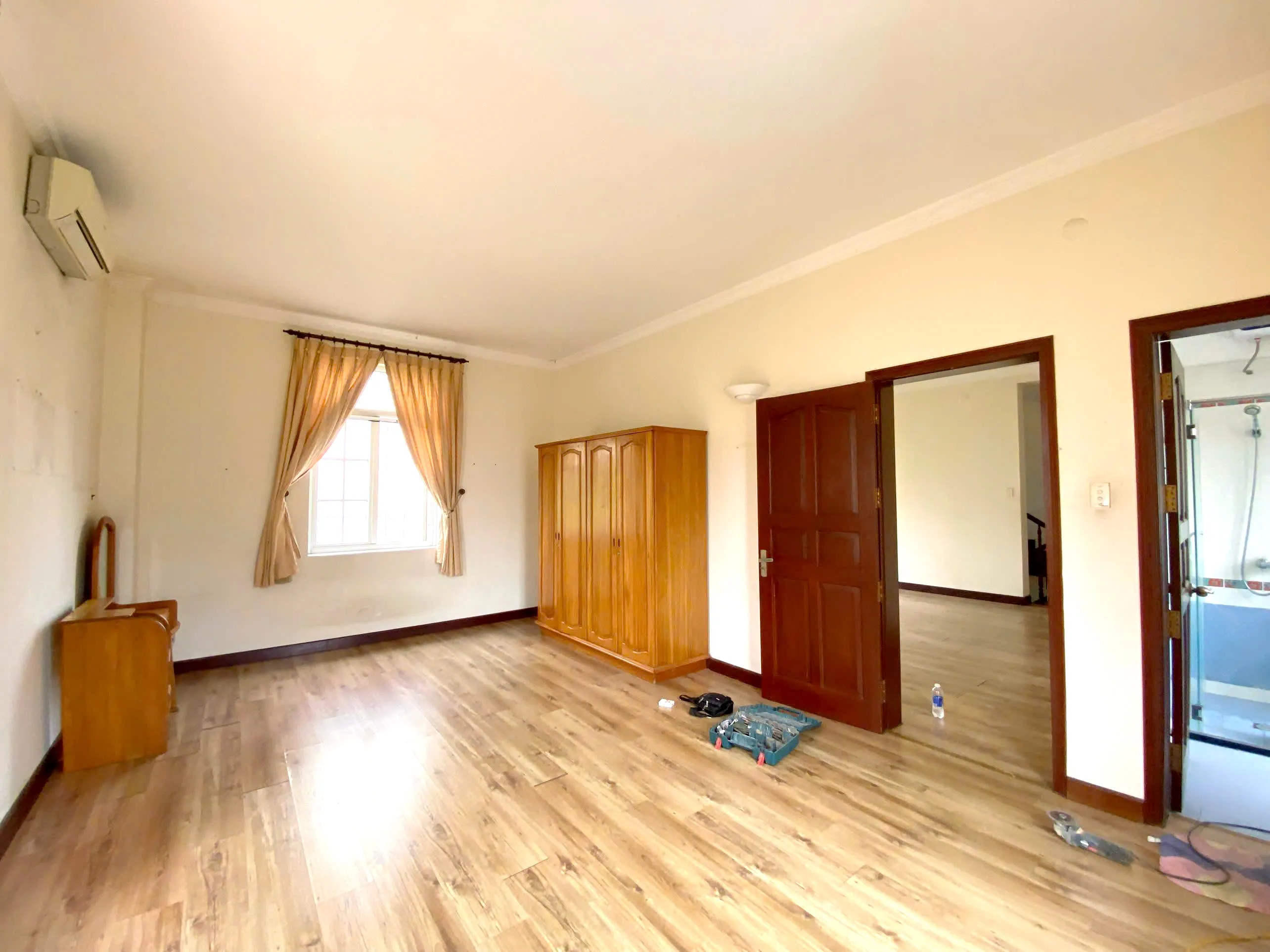 Fancy Garden Villa For Rent in 216 Nguyen Van Huong Thao Dien HCMC 450sqm 3,200 USD/month