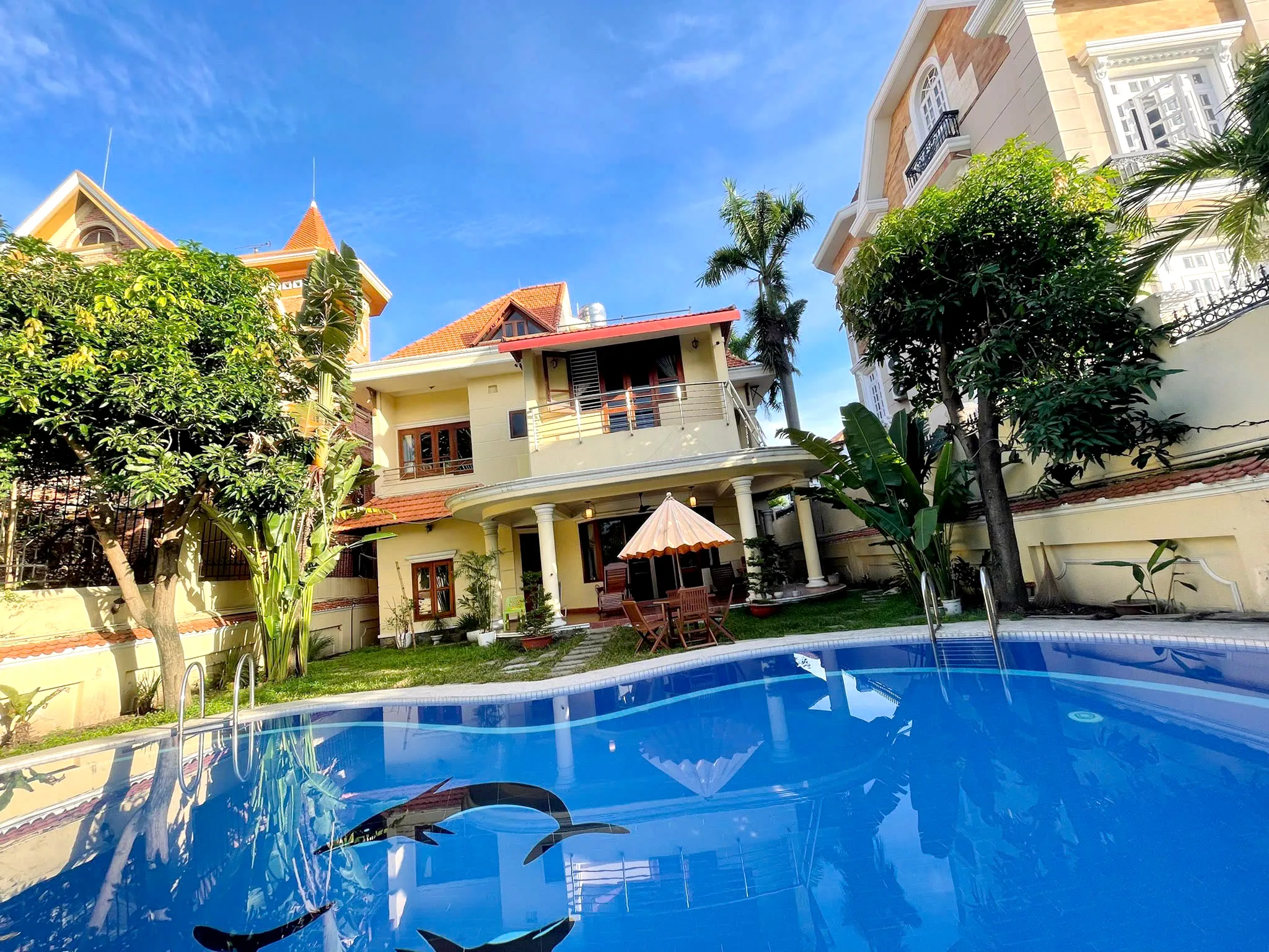 Big Villa For Rent in 215 Nguyen Van Huong Street Thao Dien HCMC 700sqm 5,000 USD/month