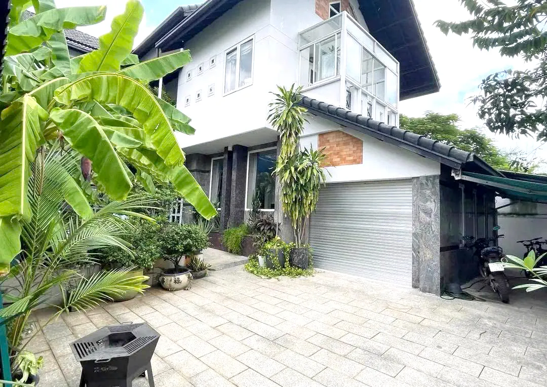 Furnished Villa For Rent in Fideco Compound Thao Dien Ho Chi Minh City 400sqm 4,000 USD/month
