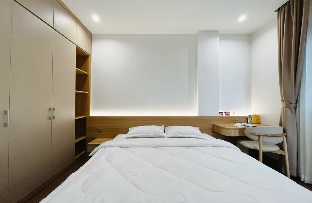 Balcony One Bedroom Apartment in Near Thao Dien Metro For Rent HCMC 50sqm 750 USD/month