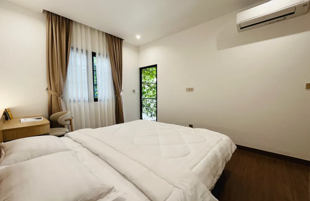 Balcony One Bedroom Apartment in Near Thao Dien Metro For Rent HCMC 50sqm 750 USD/month