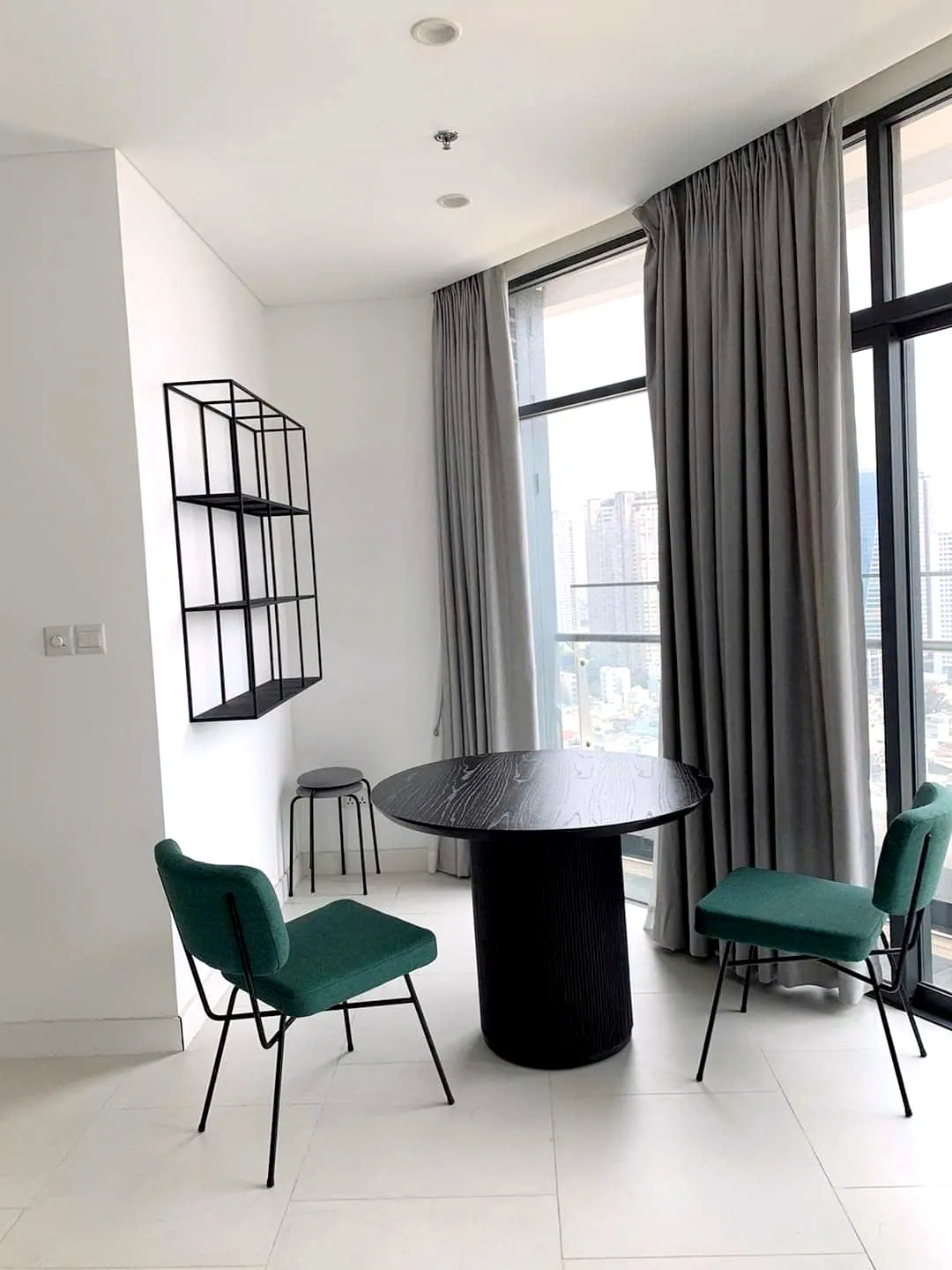Simply Decoration 02 Bedroom City Garden Apartment For Rent HCMC 101sqm 1,500 USD/month