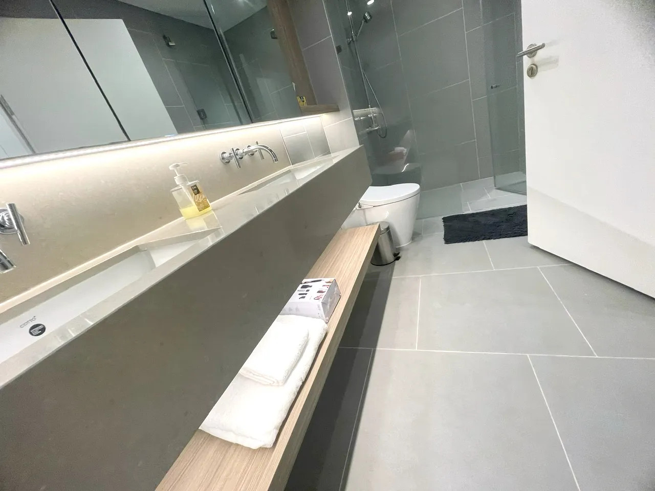 Luxurious 03 Bedroom City Garden Apartment For Rent in Binh Thanh HCMC 145sqm 2,700 USD/month