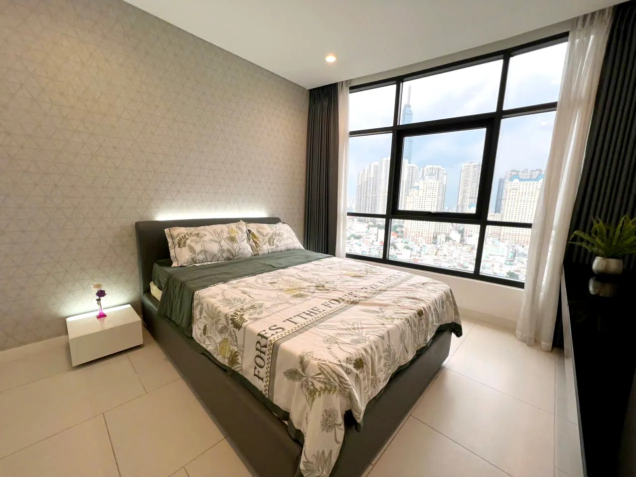 02 Bedroom Apartment Landmark 81 View in City Garden Binh Thanh HCMC 101sqm 1,600 USD/month