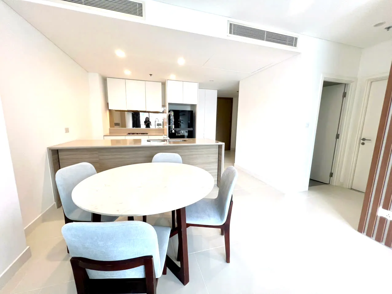 Modern 01 Bedroom Home For Rent in City Garden Binh Thanh HCMC 70sqm 1,100 USD/month