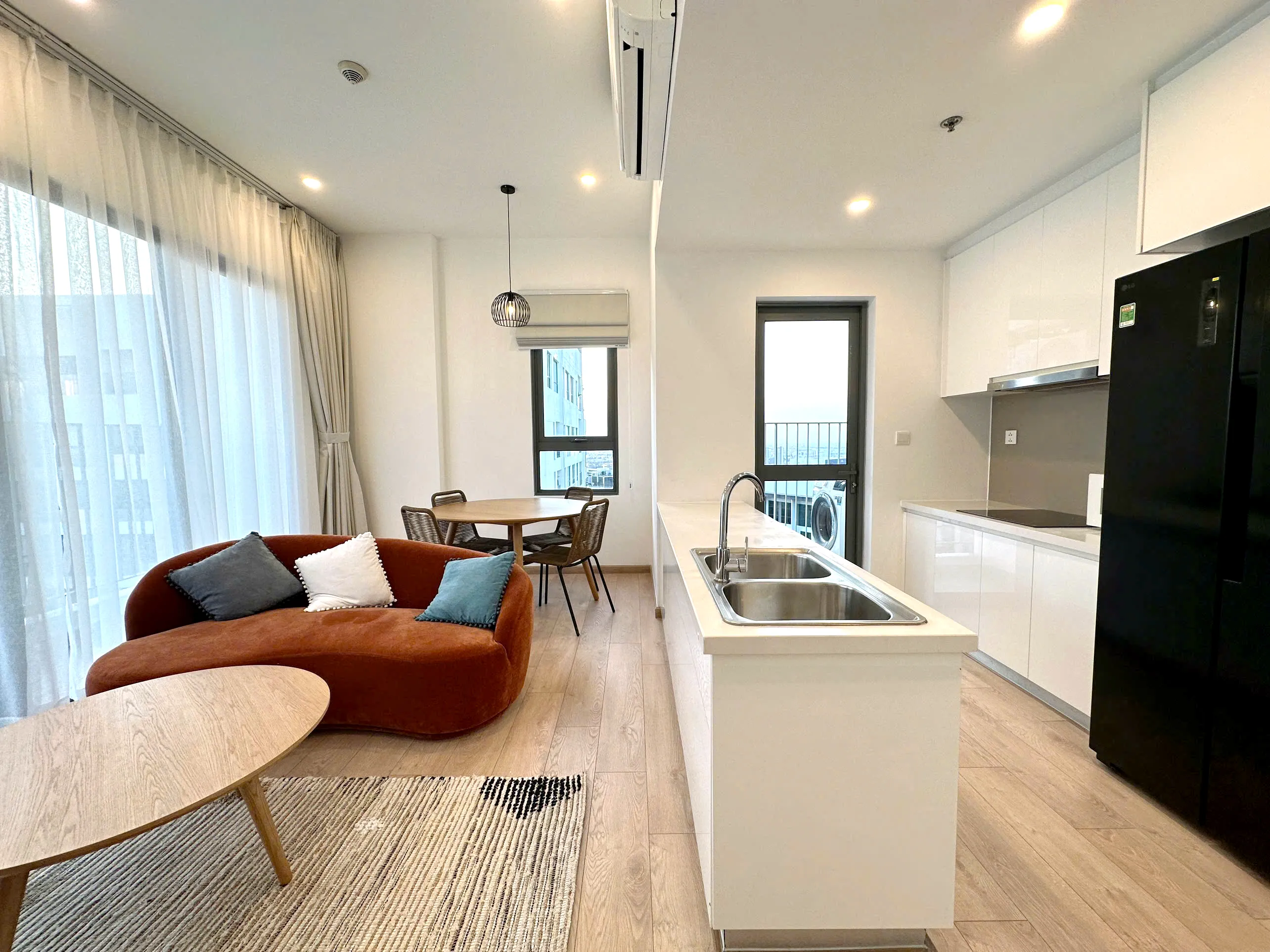 02 Bedroom SPA Apartment For Sale in Masteri An Phu Thao Dien HCMC 70sqm 284,000 USD
