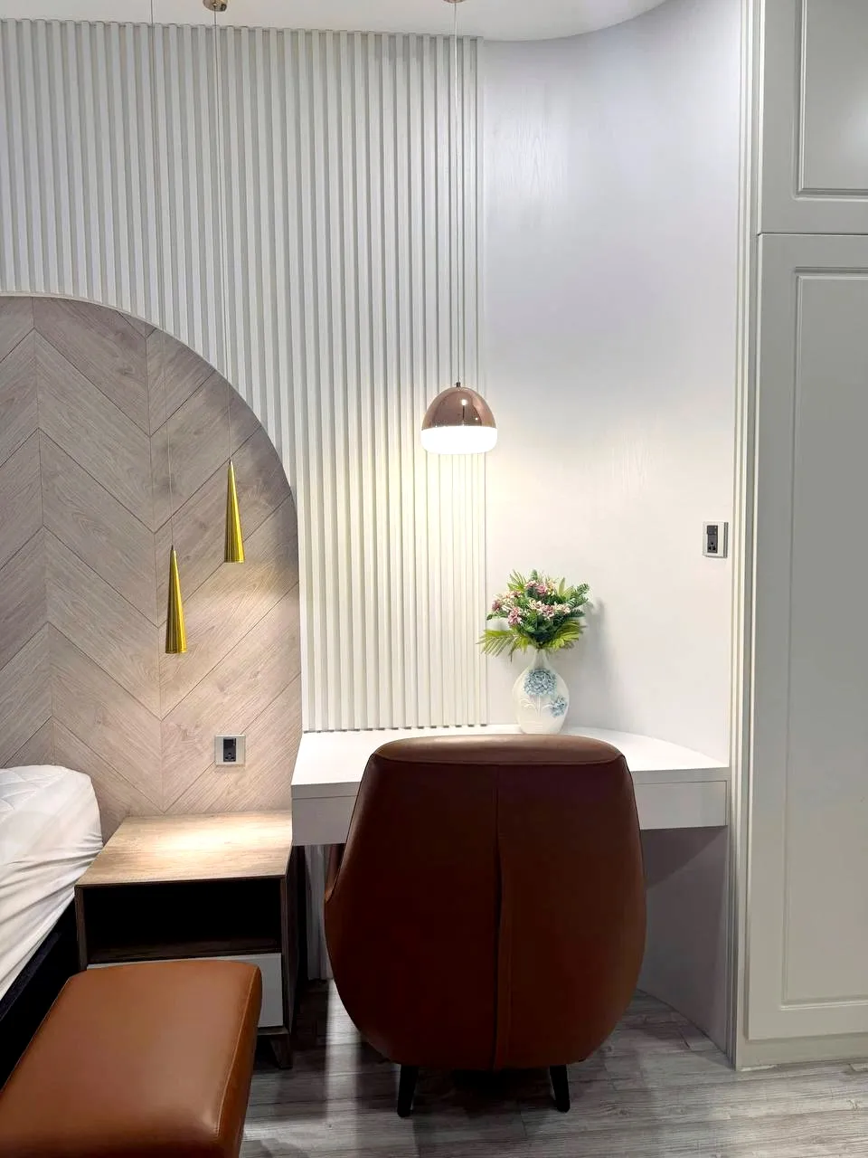 Good Rent 02 Bedroom Vinhomes Golden River Apartment District 1 HCMC 86sqm 1,580 USD/month