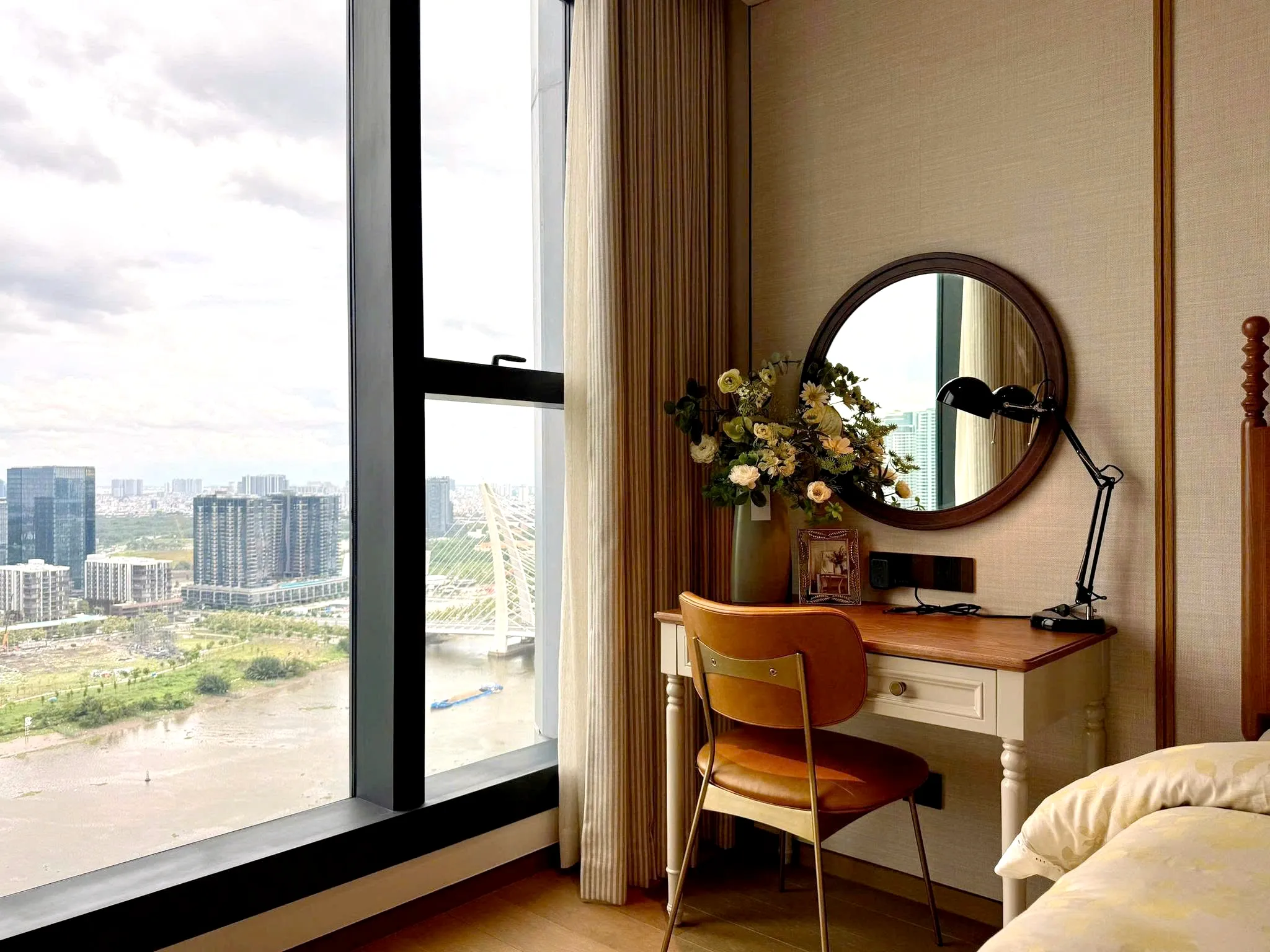 High End 03 Bedrooms Grand Marina Sai Gon Apartment District 1 HCMC 122sqm 7,000 USD/month