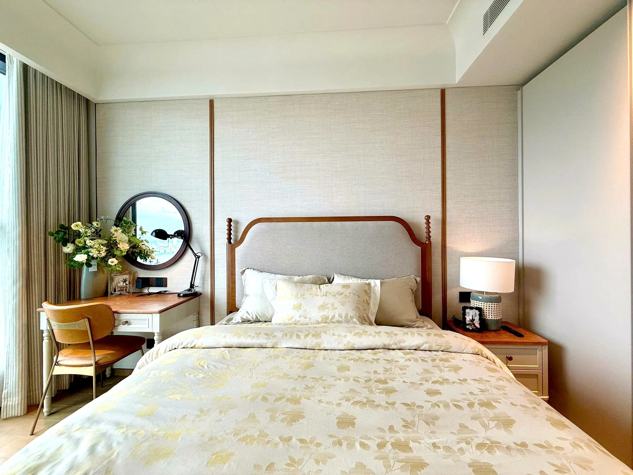 High End 03 Bedrooms Grand Marina Sai Gon Apartment District 1 HCMC 122sqm 7,000 USD/month